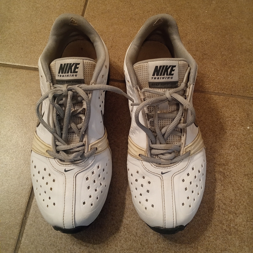 NIKE REAX ROCKSTAR TRAINER RUNNING SNEAKER/SHOES Womans 6.5 White Metallic Silve